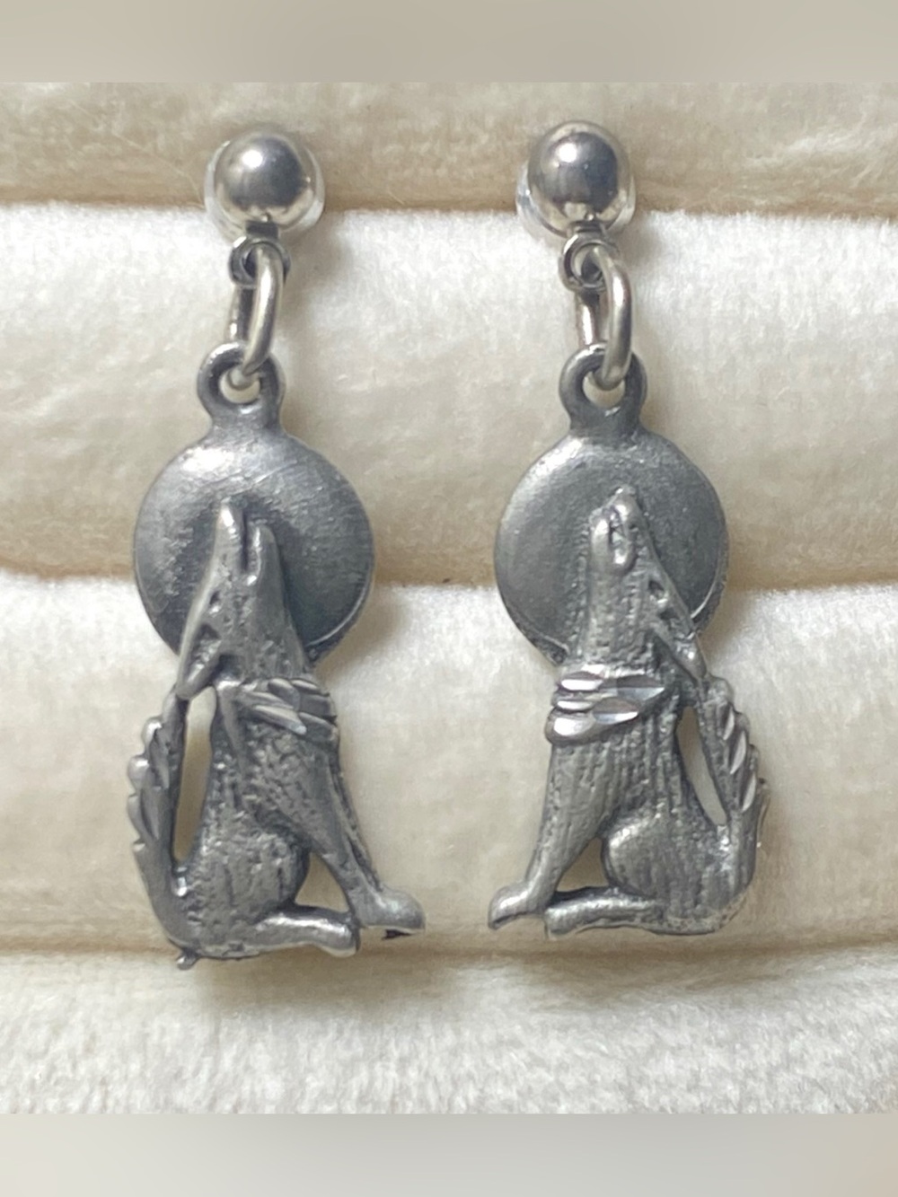 Vintage Pewter Wolf/Coyote Howling At The Moon Dangle Post Earrings